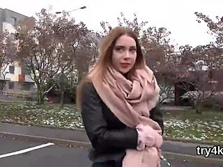 Milá holka cucá kurák v POV a pak si nechá píču drtit