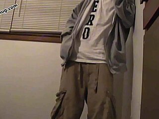 Horny Gay Craves Big Cock Passionately