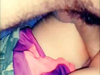 MI INOCENTE HERMANASTRA DESCANSA SOLA EN CASA