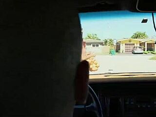 黒いベイブのフェラ見てるよ