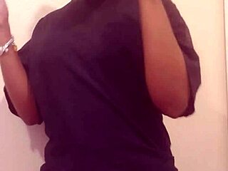 Naejae Seduces You With A Strip Tease Before Squirting