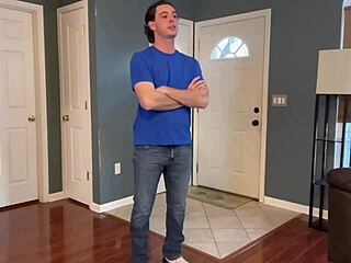 Tits Besar Stepmom Matang Danni Jones Goda Anak Tiri