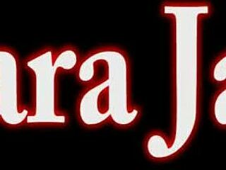 Sara Jay banging with fleshlight! 😜