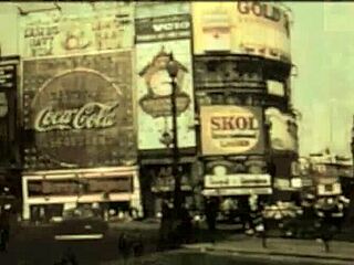 Saya Kongsi Hidup Rahsia Dengan Nenek Vintage