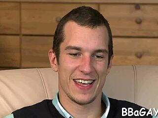 남자들 베어백 섹스 하는 거 봐?