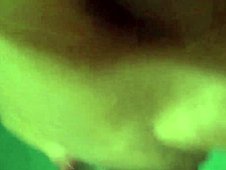 Hisap dan tunggang kontol dengan creampie dan doggystyle