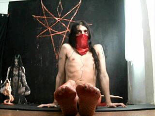 Barefeet whore feet fetish with naked ladyboy prostitute