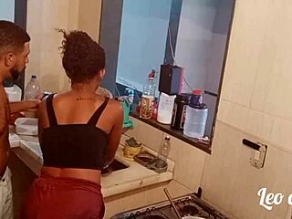 na cozinha onde começou toda a putaria com myllena rios, a ebony pornstar cum in lesbian holiday fun.