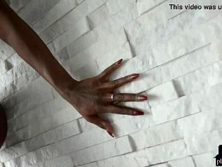 Hey, wanna see tall black milf Ana Foxxx strip down for a steamy bath?