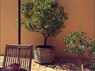 sexy milf flashes nude in public outdoor snaps