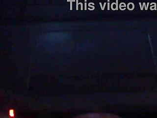 me masturbo solo en casa