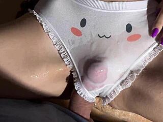 Whoa, naključni seks s sostanovalčevo punco med kinkijem drgnjenjem! Vroči izliv v hlačke!