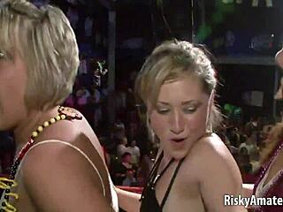 Исследуем 0072 в стиле аниме хентай