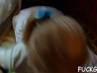 Pompitaan kovaa kyrvällä, tallennettu salaisella vakoilukameralla