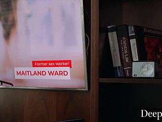 Maitland Ward Berikan Pelajaran Gelap Dengan Blowjob Keras Dalam Stokin