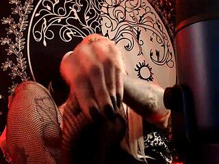 Wow! Can you handle this kinky BBW fetish ASMR rubbing?