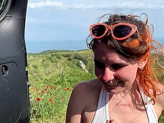 Orang Asing Tolong Parkir, Lepas Tu Kongkek Awam Berisiko