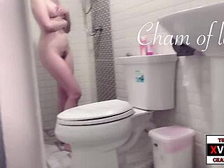 หลอกเย็ดสาวในห้องน้ำ 3 some lesbian asian group monster cock public amateurs