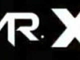 أعمال أزياء يلمسون صدر في المتجر 79 لعبة تلمس