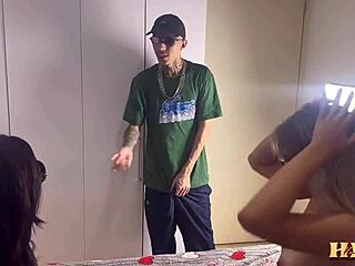 いたずら娘が女の子とガンガンレズヤってた！まさかマンコ好きだったなんて！