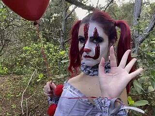 ตัวตลกโดนจัดหนักทางด้านหลัง