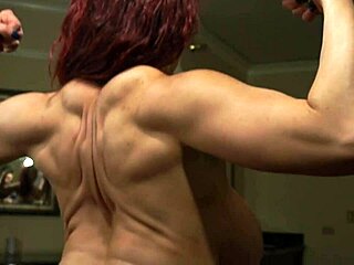 Tengok Bodybuilder Dada Besar Ni Flex Dan Naik Kuat