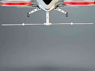 红发少女在海滩炫耀漂亮屁股！🏖️