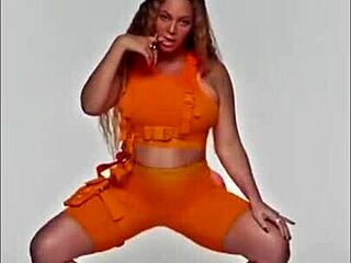 guy jerks off to beyonce in ivy park outfit in casual tribute