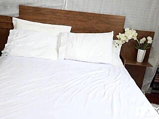 新年の注文が大胆なデリバリーで到着、みんなに祭りの喜びをもたらす