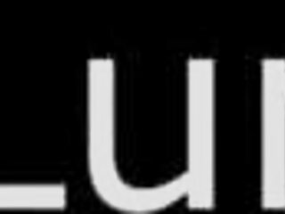 Хванах тайния занаят на доведената ми сестра и я чуках здраво