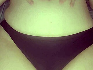 chubby bbw uses toy to lick her pussy and cum?