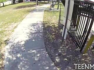 Plním hubu 18+ Scarlett Sawyer sperмою po orále 😏