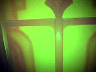 Navia sniker Aether med på en vill natt i 3D