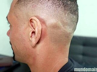 I sucked the hairy guy's monster cock after the interview!