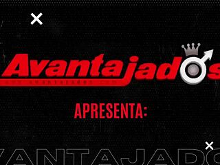 Herói Gay com Bunda Gigante em Ação Selvagem!