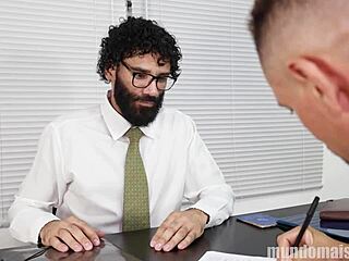 I sucked the hairy guy's monster cock after the interview!