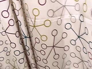 Min venn tok fordel av meg på badet og filmet alt!