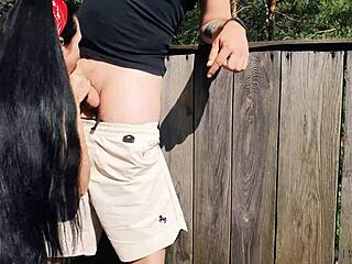 БТС ризично пушење на отвореном са свршавањем у грло код ловачке куле