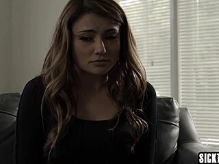 Uysal 18+ genç bakıcı Adria Rae patrona ait, siyah sik için azgın, oral ve seks