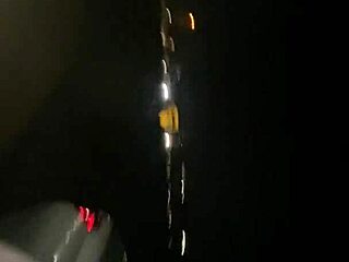 เฮ้ เพื่อนบ้านวัยรุ่นขี้อาย อยากลองขี่ควยดำใหญ่ของฉันมั้ย?