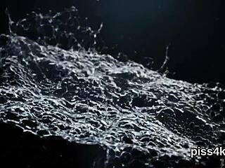 Chicks lesbian sensual sembur kencing dan pecah faraj basah!