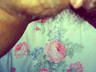 Jantung Saya Berdegup Melihat Klitoris Besar Berdenyut dalam Aksi Hentai Anime Liar. Setiap Bingkai Adegan Softcore Ini Buat Saya Gila dengan Keinginan.