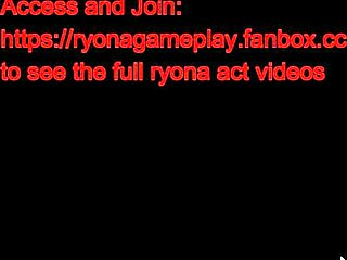 Pretty lady delivers a sensual footjob in Suc Dung Side Story hentai game. Every move teases!