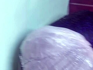 Eastsidebabe and Patricia9ja Take Turns on Glory Hole Blowjob One by One! 😜