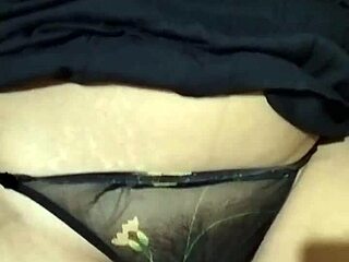 คลิปโป๊อินโดฯ เย็ดเมียเพื่อนโคตรมันส์คืนนี้