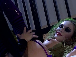 Katwoman Jennifer Dark Slips into Prison for 3Way Ball-Licking Fun