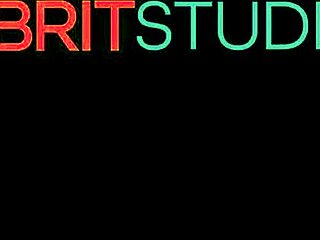 British 18 Year Slut Gives Intense Hotel Handjob To Random Stranger