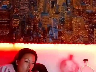 Gadis Colombia panas XXX goda langsung di Bluee rasmi