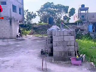 sexygray2 got wild, fucked neighbor’s boyfriend in empty building