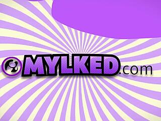 난 레드헤드 밀프 얼굴에 정액에 집착해